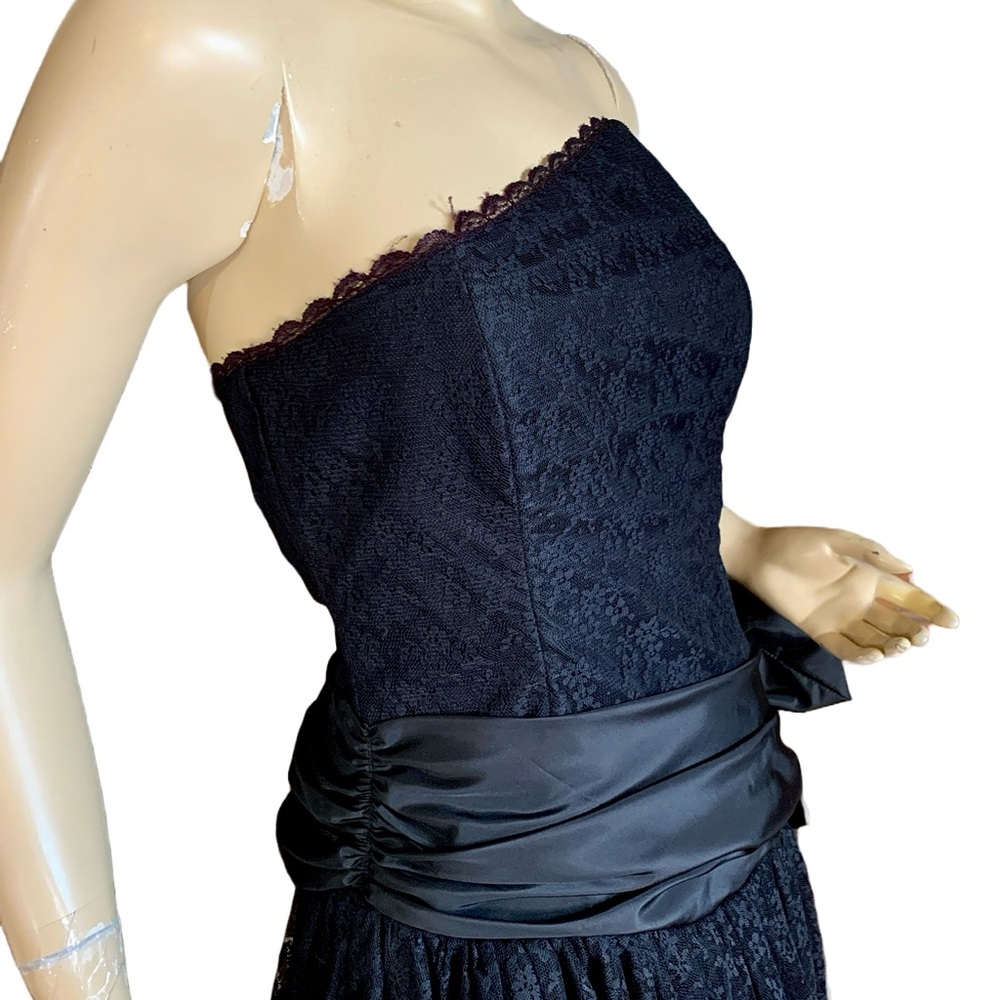 VINTAGE 1980'S BY CAROL BLACK LACE STRAPLESS MIDI PARTY DRESS W/SATIN BOW (6) - Picture 5 of 15